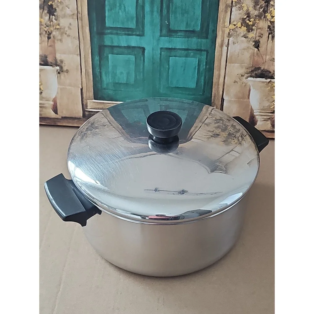 1801 Revere Ware 4.5 Qt Stock Pot 2064 with Lid Stainless Disc Bottom 93 A Korea